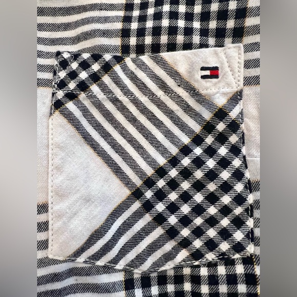 Tommy Hilfiger Plaid Flannel Metallic Stitch Button Down Logo Black White - Picture 11 of 14